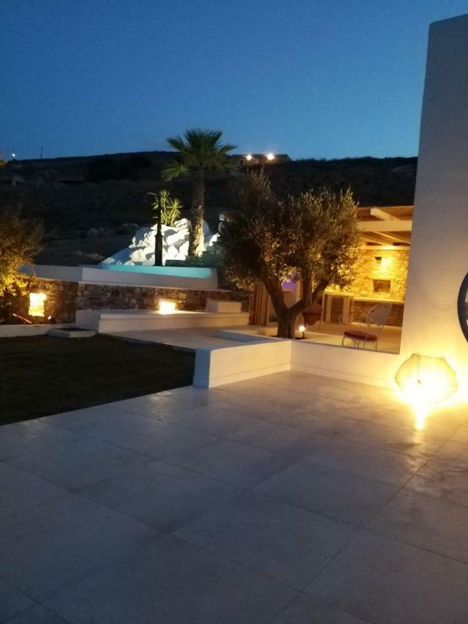 On The Rocks Antiparos Villa Bagian luar foto